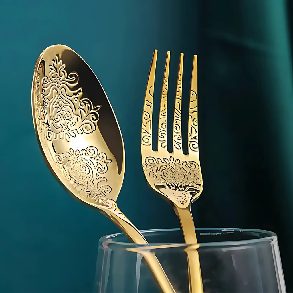 Coffret Ménagère 24 Pièces En Acier Inoxydable Doré avec Design 