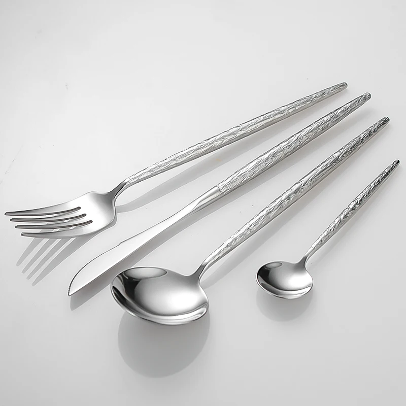 Coffret Ménagère 24 Pièces En Acier Inoxydable Argenté