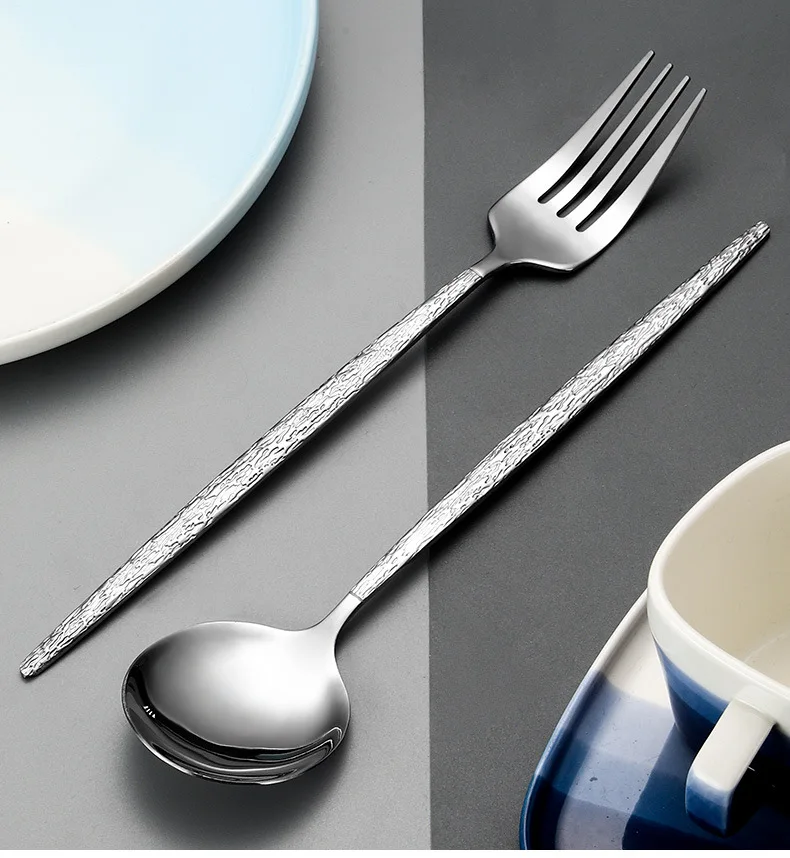 Coffret Ménagère 24 Pièces En Acier Inoxydable Argenté