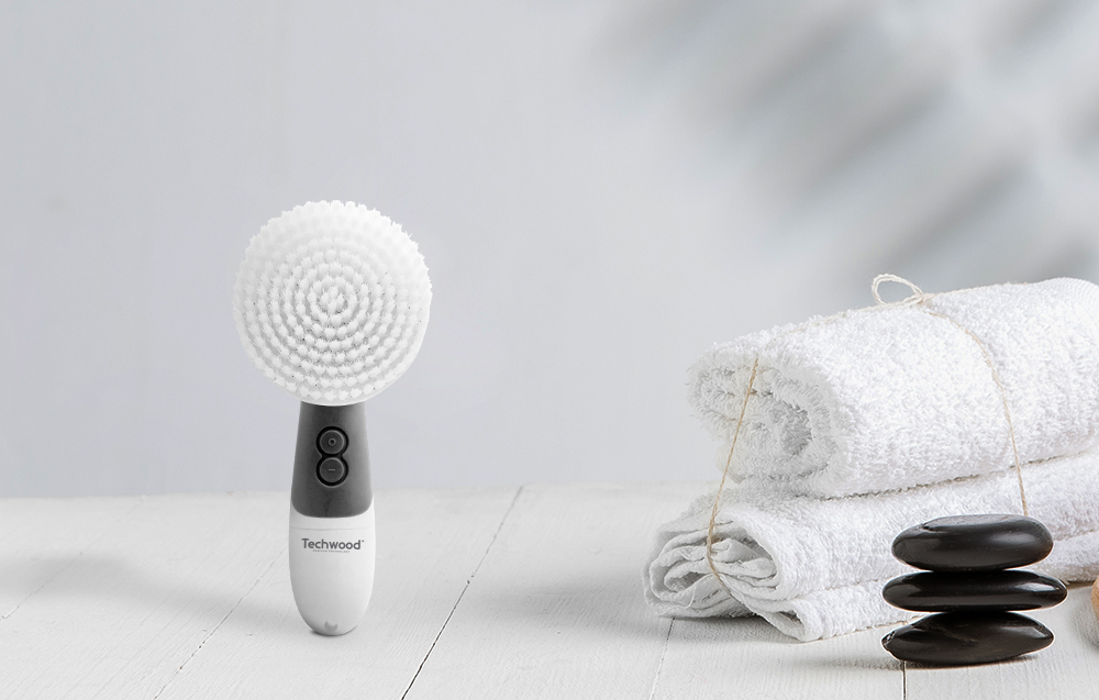 Brosse Cosmétique Visage & Corps Techwood, Tête Rotative & 4 Accessoires – TBV-313
