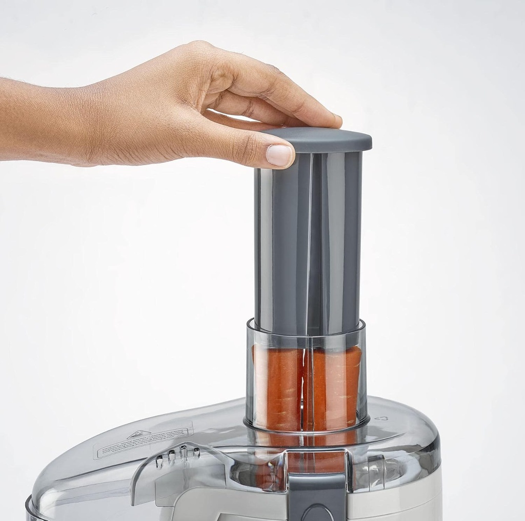 Black & Decker Extracteur de jus 250W 950ml – Blanc