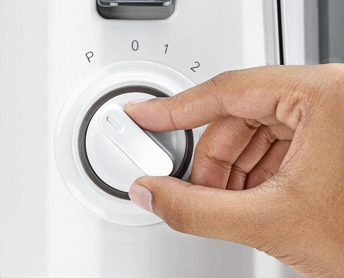 Black & Decker Extracteur de jus 250W 950ml – Blanc