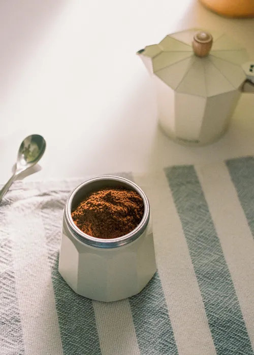 Cafetière italienne Moka En Aluminium 3 Tasses Blanc avec Poignée effet Bois